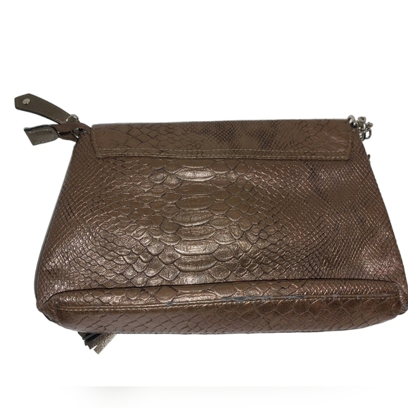 MISS ME LADIES SNAKE SKIN CLUTCH - Picture 2 of 6